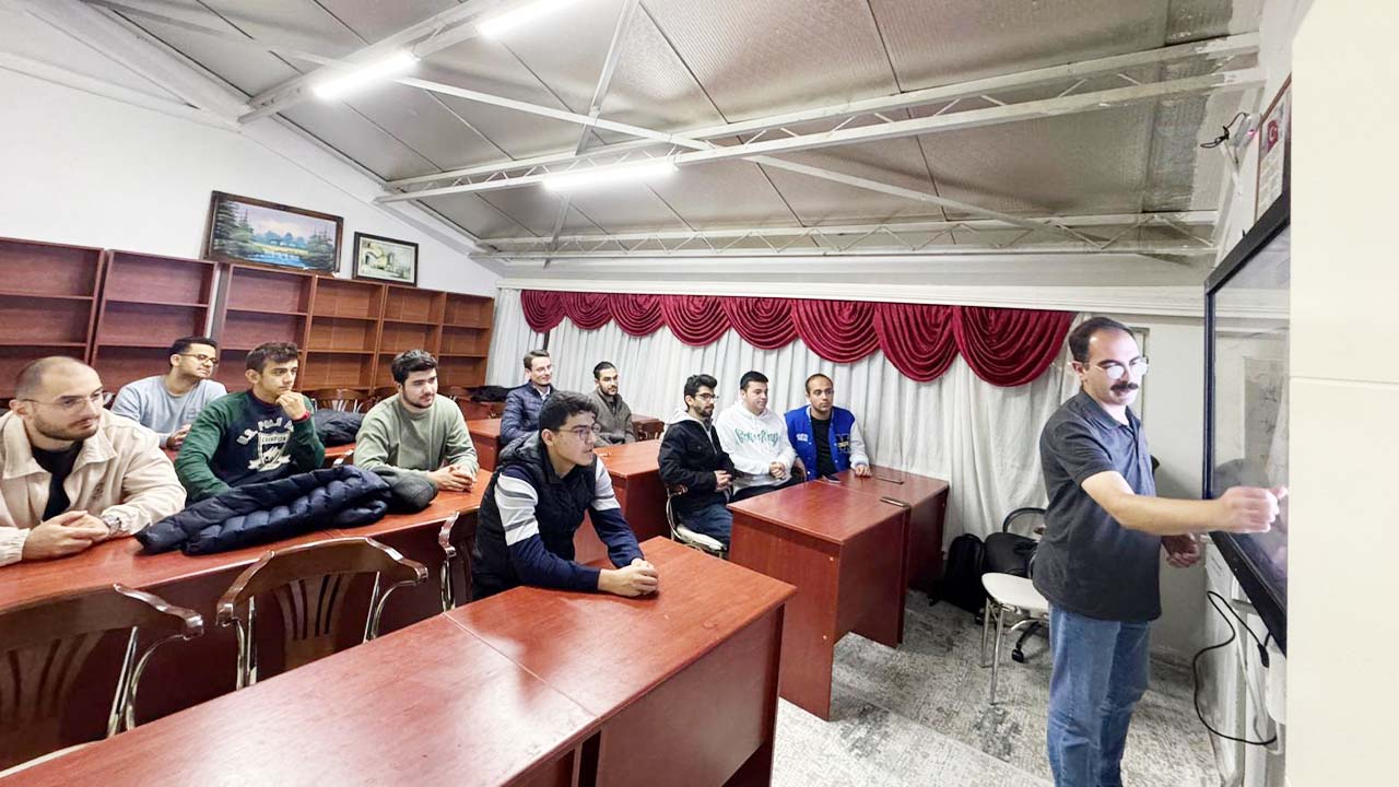 Yozgat’ta Tasavvuf Musikisi Kursu Başladı: Gençler Manevi Bir Yolculuğa Çıkıyor