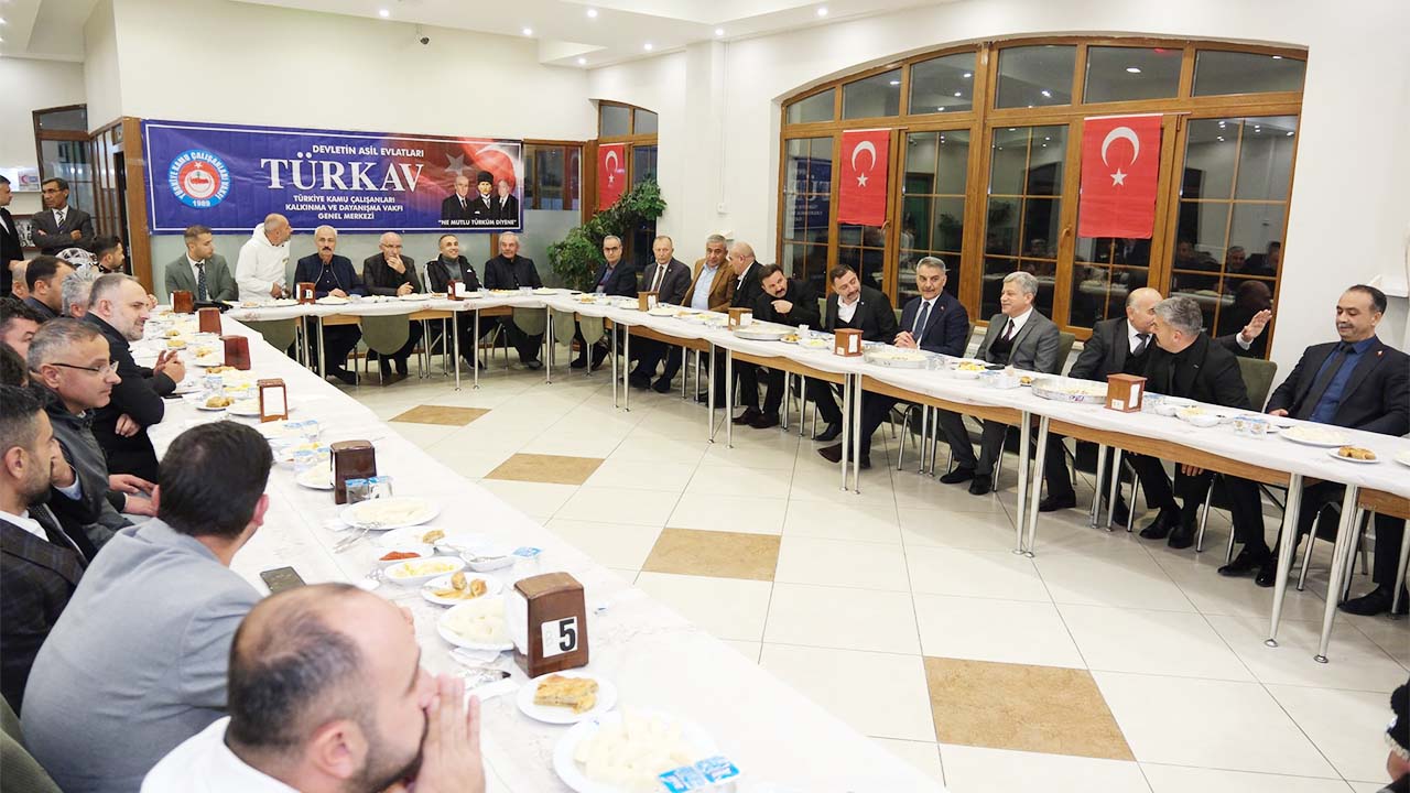 Yozgatlı Ülkücüler Arabaşı Sofrasında!