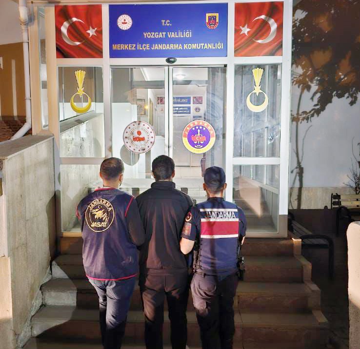 Yozgat'ta uyuşturucu ticaretinden aranan şahıs yakalandı
