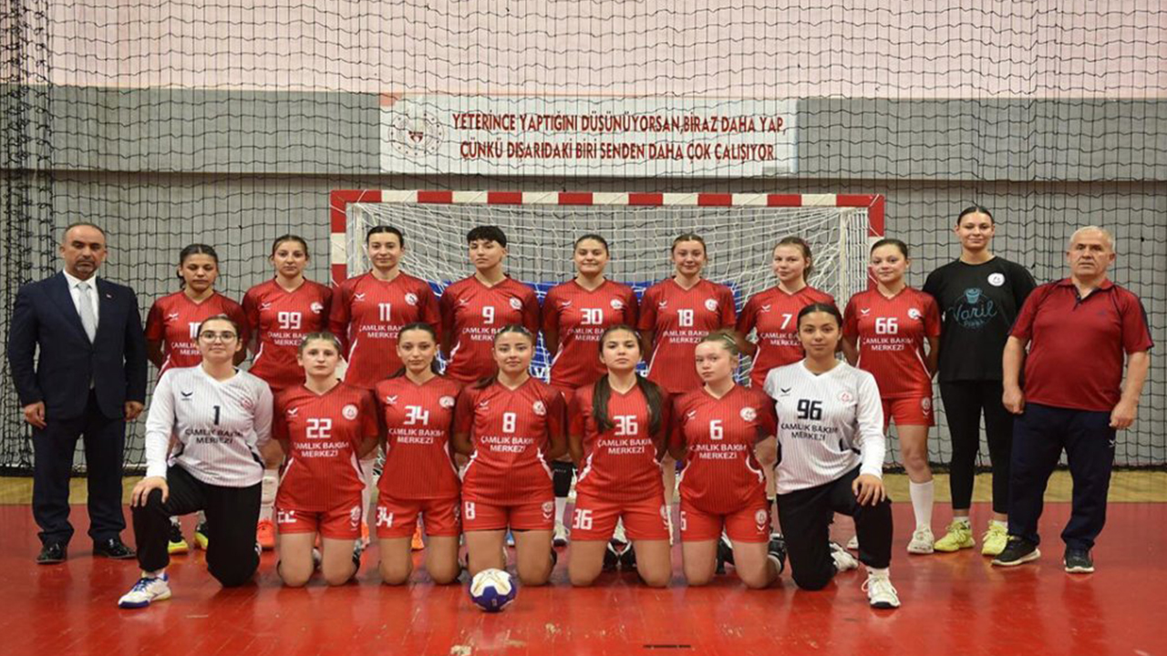 Yozgat’ın Kızları Sahaya Çıkıyor