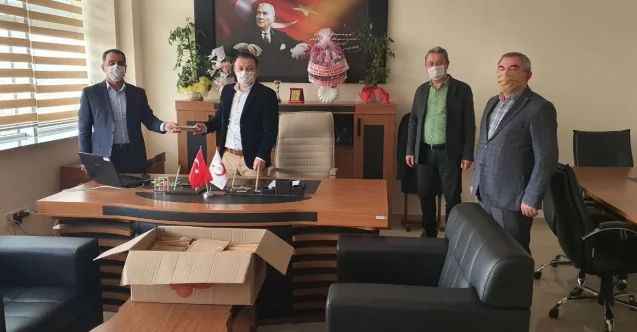 Sağlıkçılara maske desteği