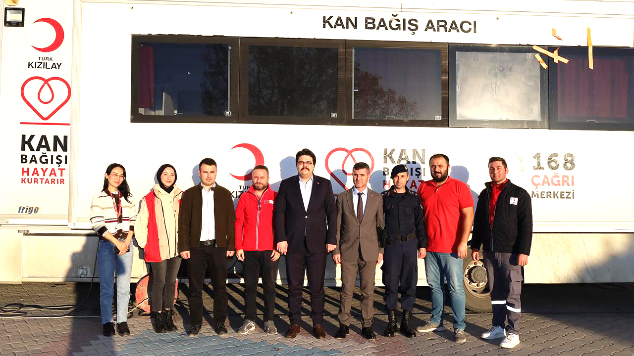 Çandır’ın yöneticilerinden candan bağış