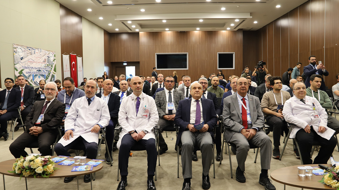 Bilkent Şehir Hastanesi’nden Küresel Eğitim Atağı