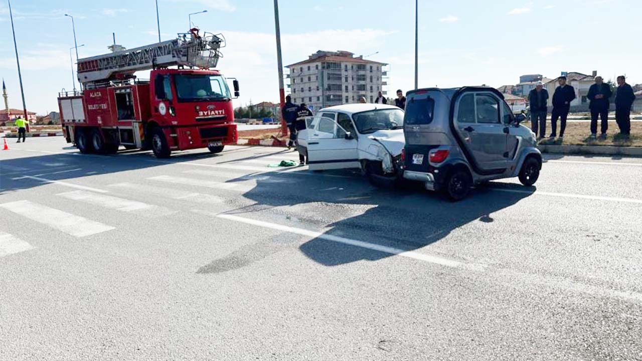 Çorum-Yozgat Karayolunda Kaza: 3 Kişi Yaralandı!