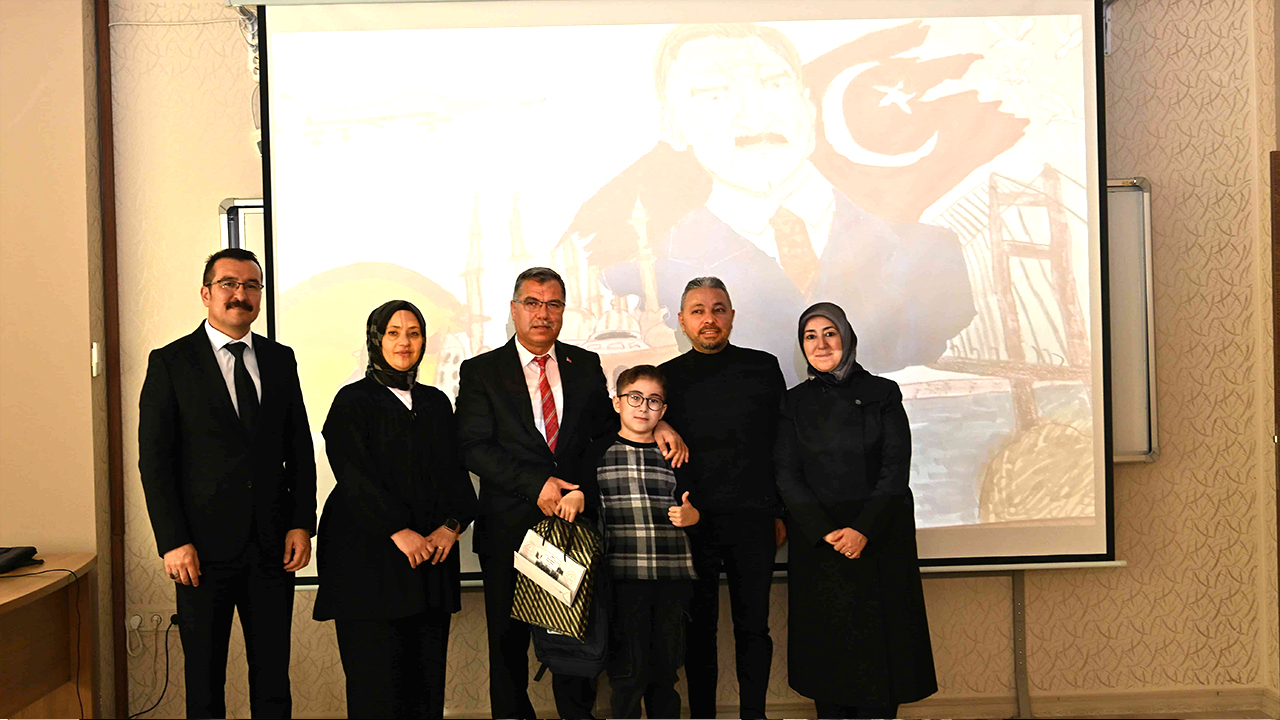 Yozgat’ta a Düzenlenen Yarışmalarda Dereceye Giren Öğrenciler Ödüllendirildi