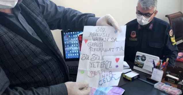 Kumbarasındaki parayı milli dayanışma kampanyasına bağışladı