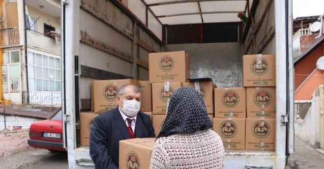 Vakıflar Bölge Müdürlüğü’nden 300 aileye erzak yardımı