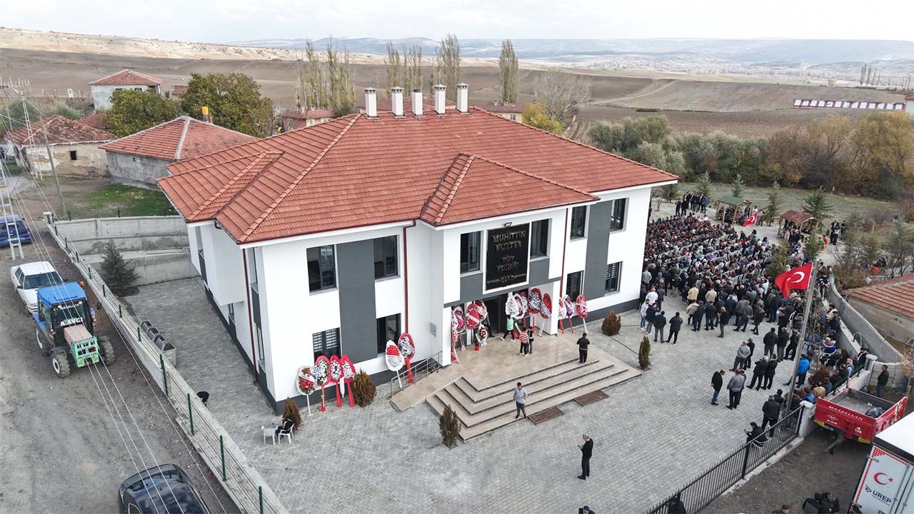 Kadışehri’nde Sosyal Yaşam Güçleniyor: Kabalı Köyü Konağı Hizmete Girdi