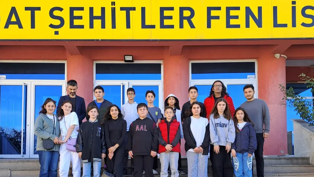 Kadışehri Şehit Nuri Çelik Ortaokulu Öğrencileri Şehitler Fen Lisesi’ni Gezdi