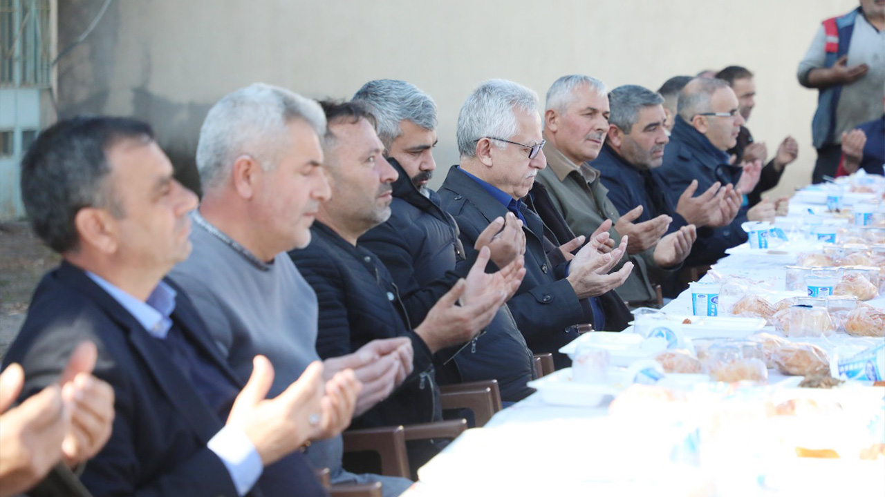 Yozgat Belediye Başkanı Kazım Arslan sanayi esnafı ile buluştu