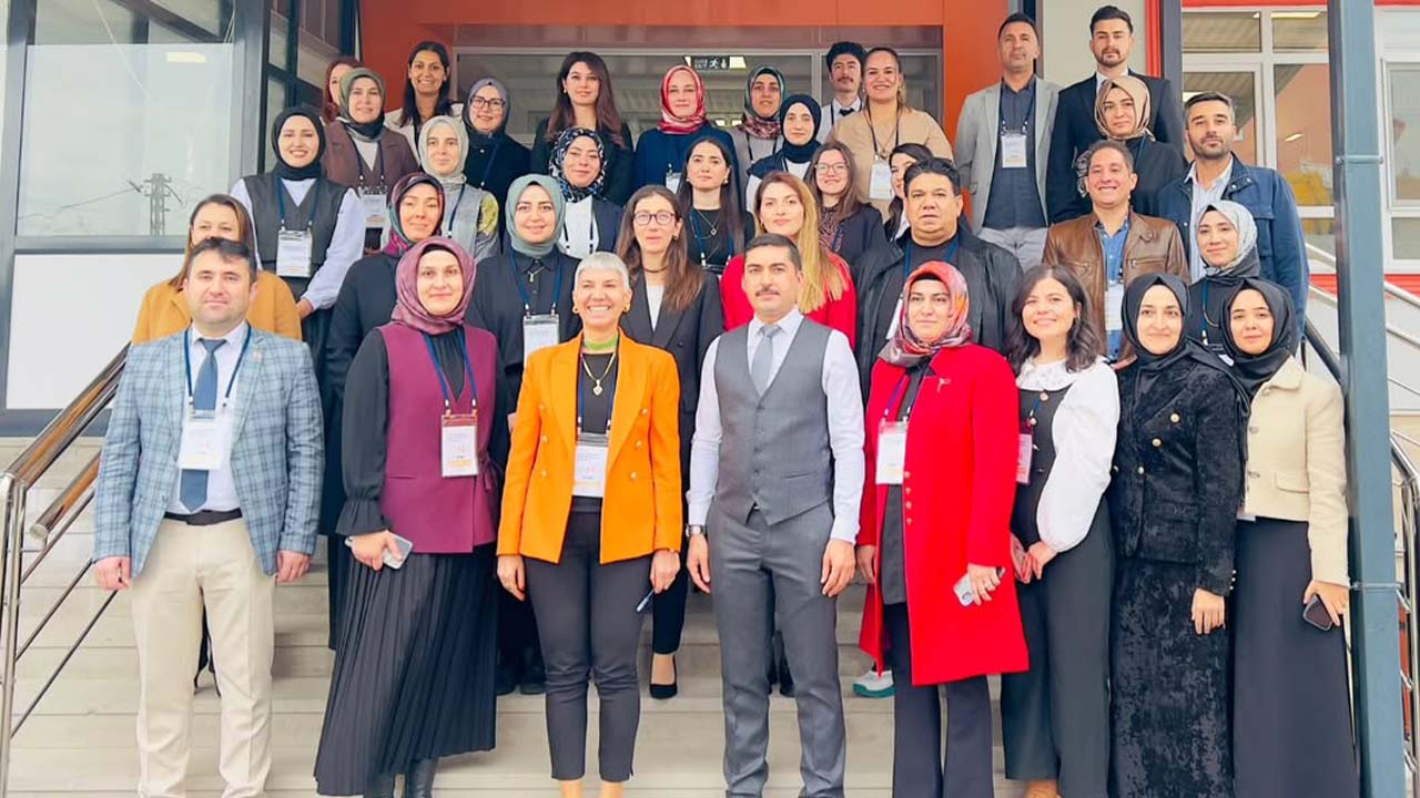 Yozgat’ta Kuşaklar Arası İletişim Konuşuldu!