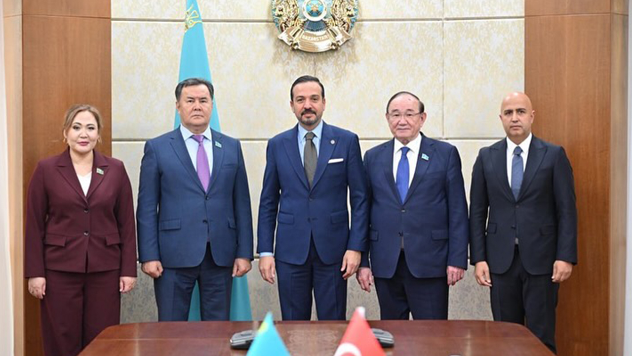AK Parti Genel Başkan Yardımcısı Prof. Dr. Kürşat Zorlu'dan Kazakistan’da Stratejik Görüşme