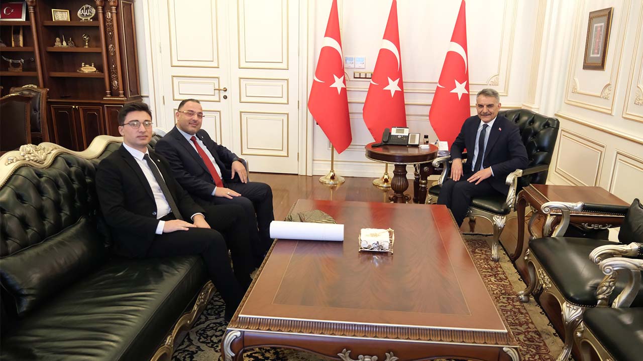 Vakıf Katılım Yozgat Şube Müdürü Tokgöz Vali Özkan’ı Ziyaret Etti