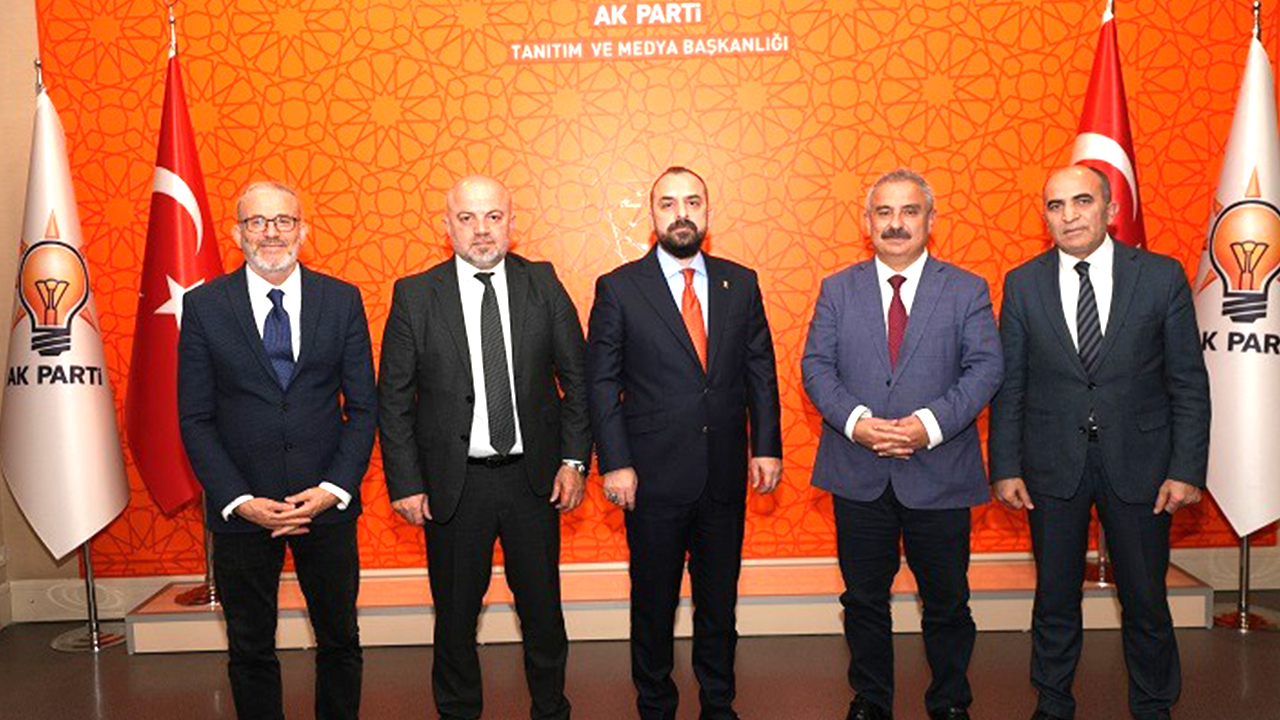 TÜBAF Heyeti, Yerel Medyanın Sorunlarını Görüşmek Üzere Faruk Acar’ı Ziyaret Etti