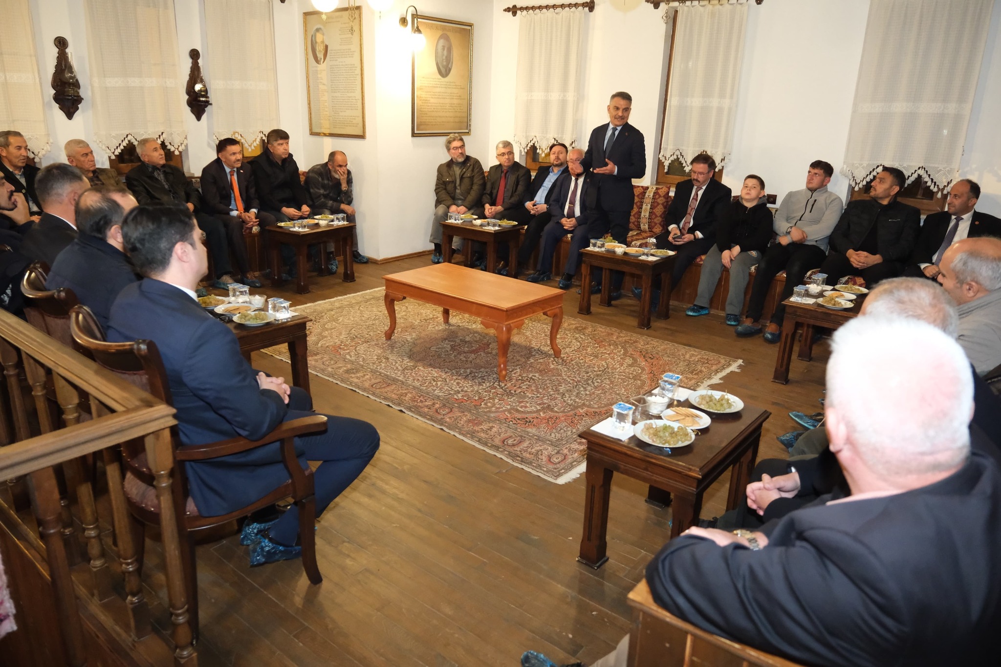 Yozgat Valisi Mehmet Ali Özkan’a Şair Yurtlu'dan Şiirli Karşılama