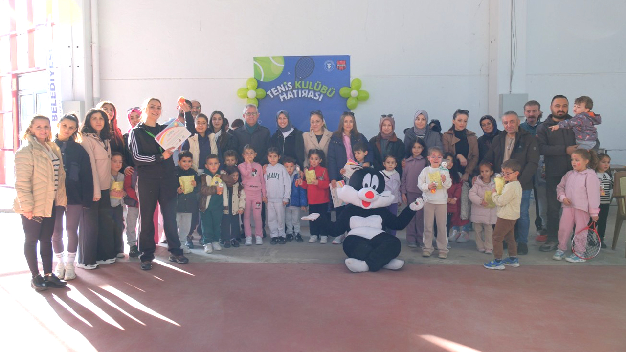 Yozgat Belediyesi Tenis Kulübünde Sertifika Heyecanı