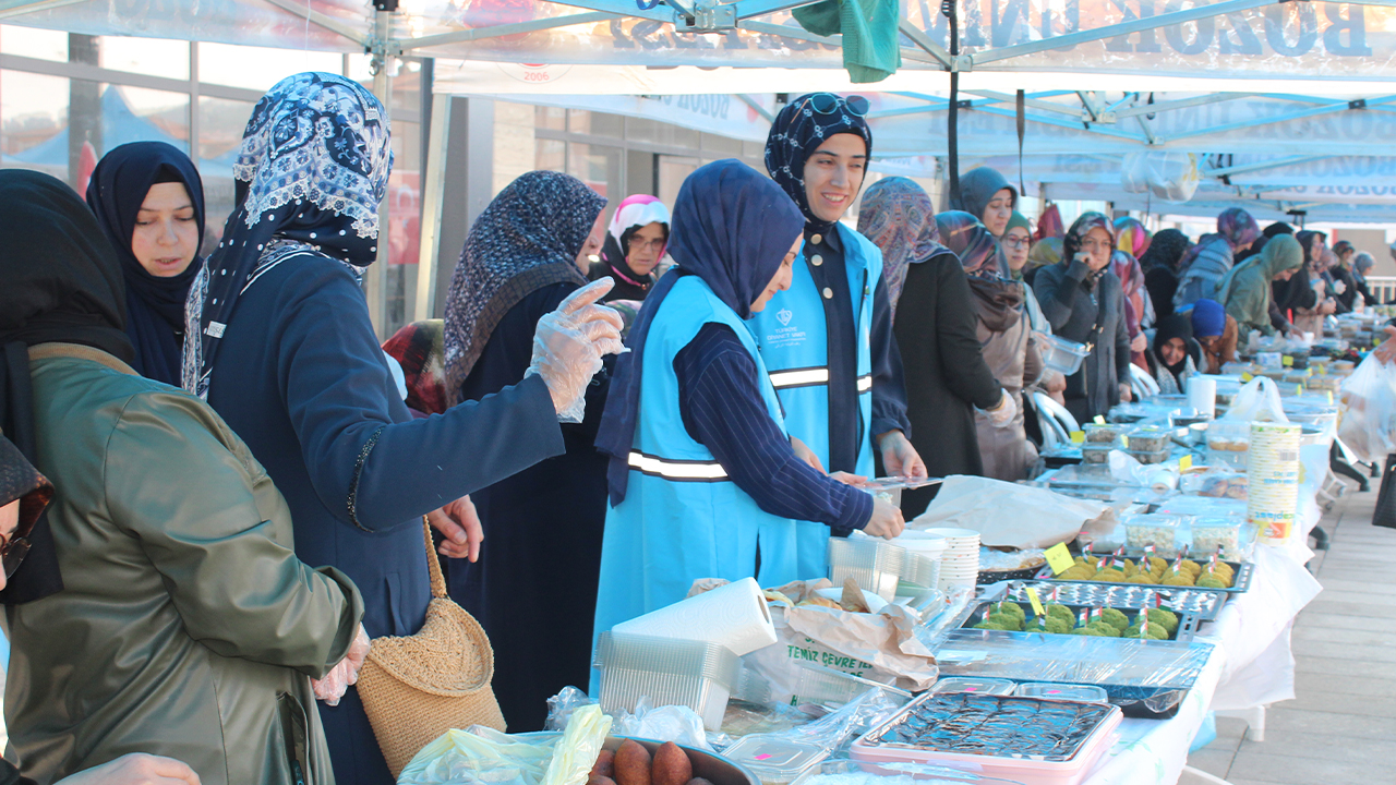 Yozgat’ın Hayır Çarşısına Yağdırdık! Bozok Yaylası’ndan Gazze’nin Mazlumlarına Gidecek