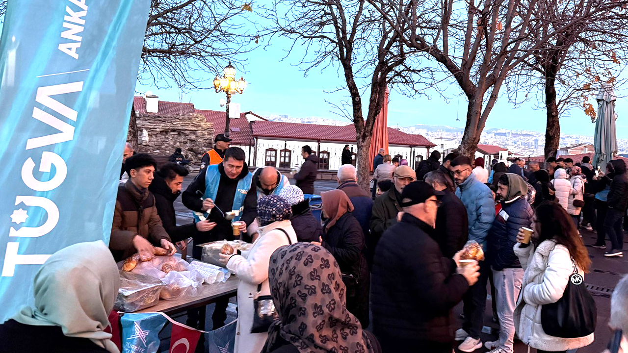 Ankara’da Hayırlı Buluşma: TÜGVA’dan Sabah Namazı Sonrası Çorba İkramı