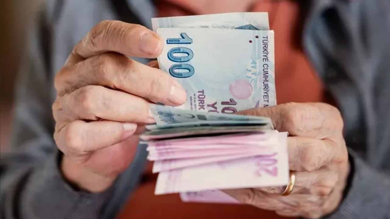 Aynı Emekli, Farklı Maaş! KDK’dan Emekli Aylığı Uyarısı: “Yasal Düzenleme Şart”