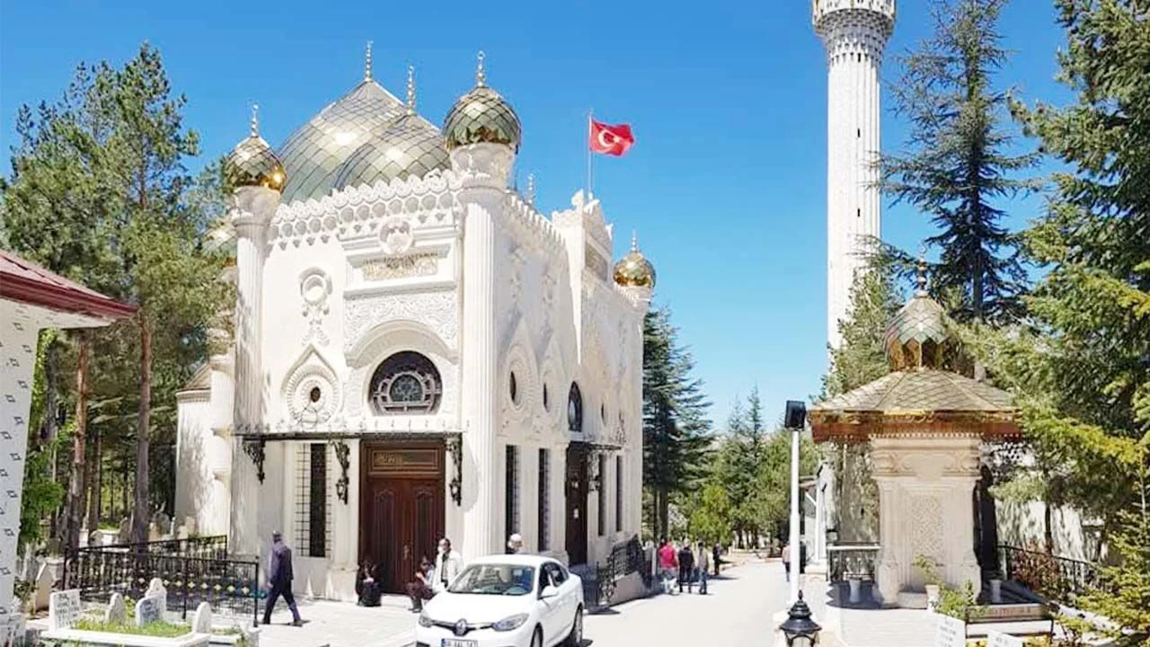 Bağdat’tan Yozgat’a Uzanan Manevi Yolculuk: Şeyh Osman Nuri Bağdadi Hazretleri