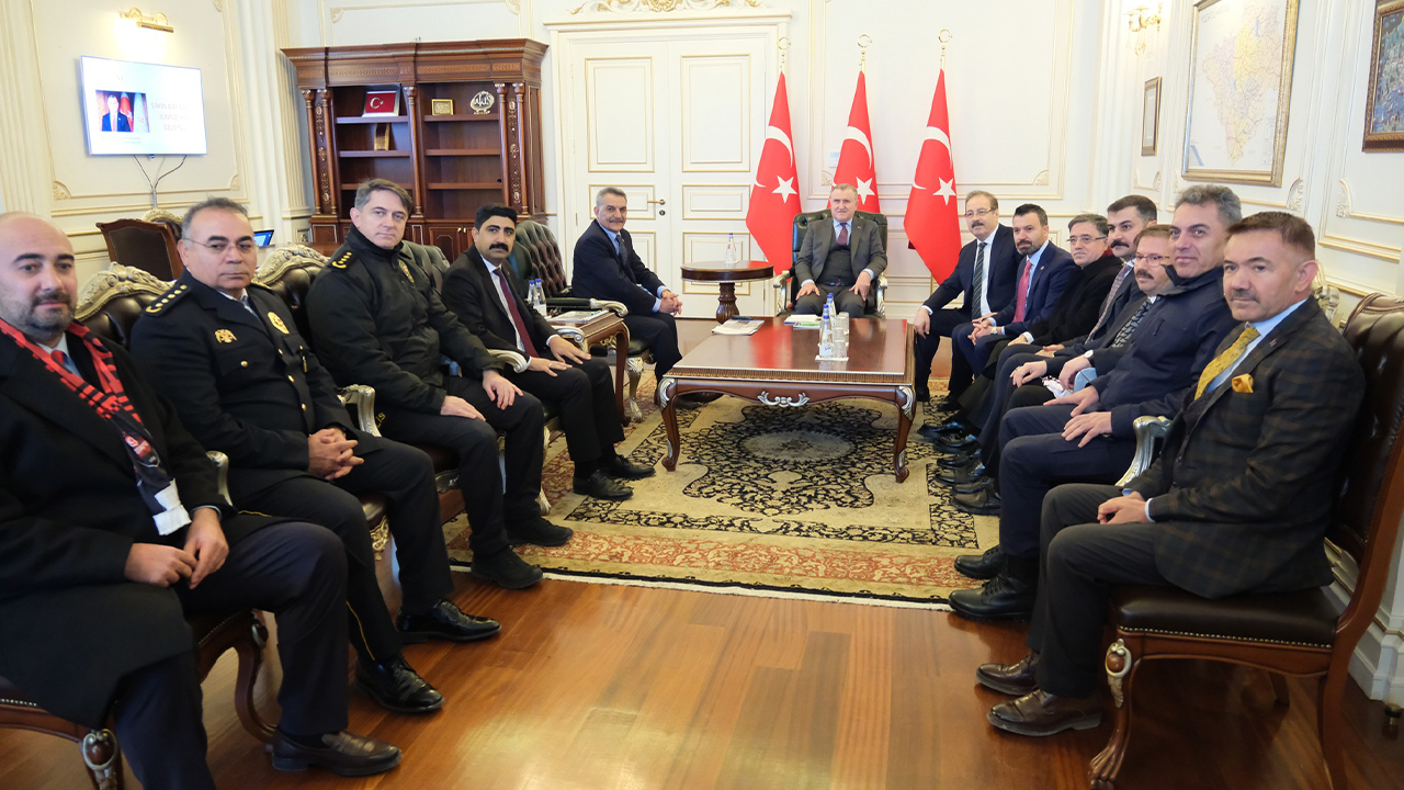 Bakan Osman Aşkın Bak’tan Yozgat Valiliği’ne Ziyaret