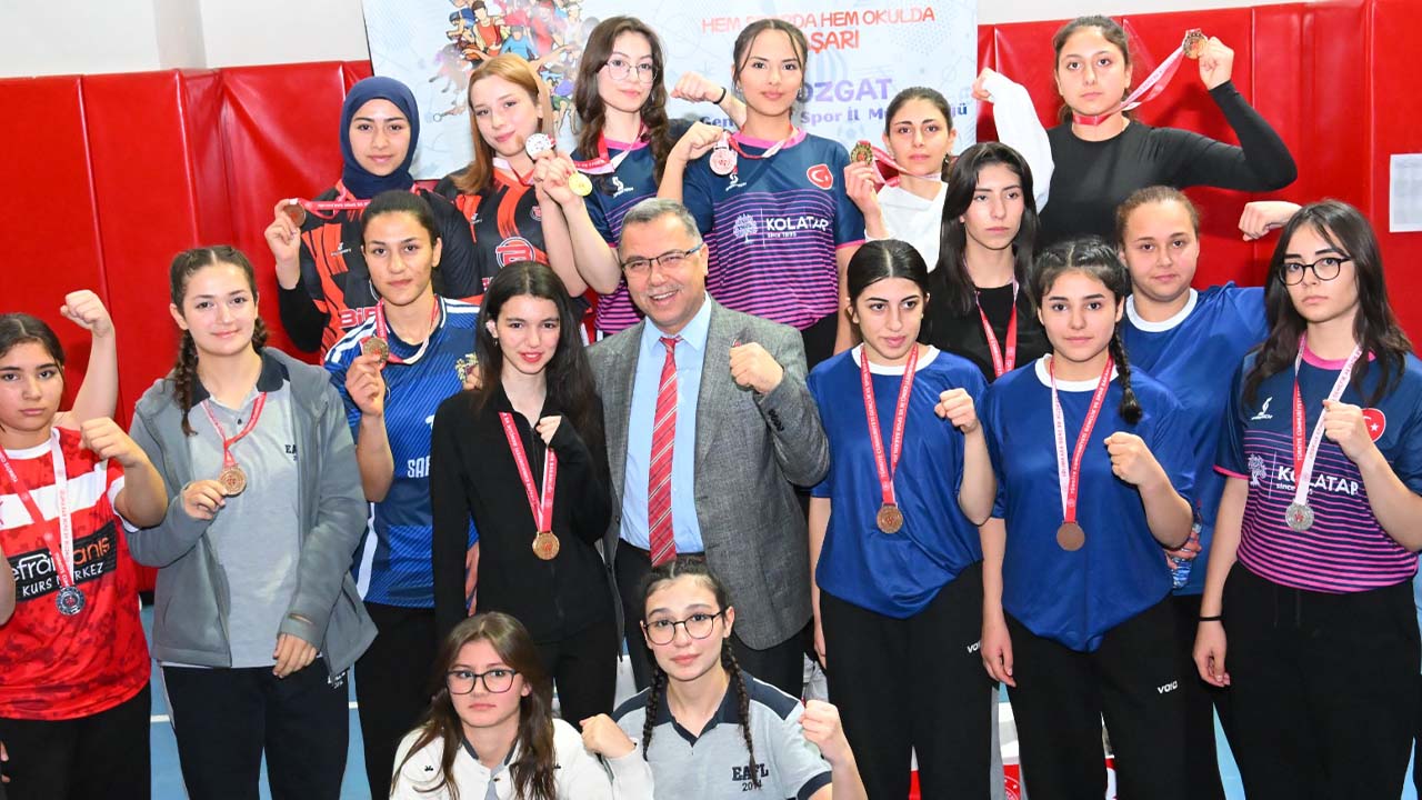 Yozgat’ta Spor Coşkusu: 574 Öğrenci Üç Gün Boyunca Sahada Ter Döktü!