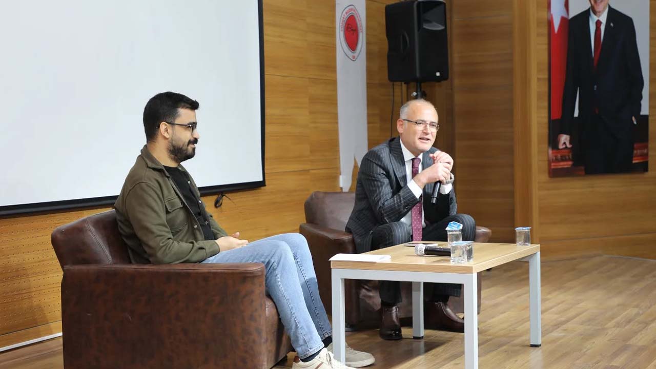 Çekerek Belediye Başkanı Üzeyir İnce Üniversiteli Gençlerle Buluştu