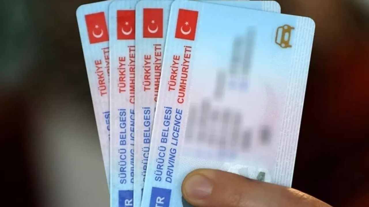 Ocak Ayında Değişiyor: Bu Kurallara Uymayan Sürücüler Ehliyetlerini Kaybedecek