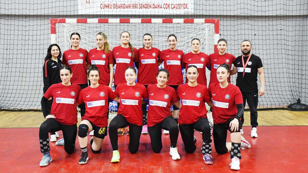 Yozgat’ın Namağlup Sultanları Süper Lig’e Koşuyor