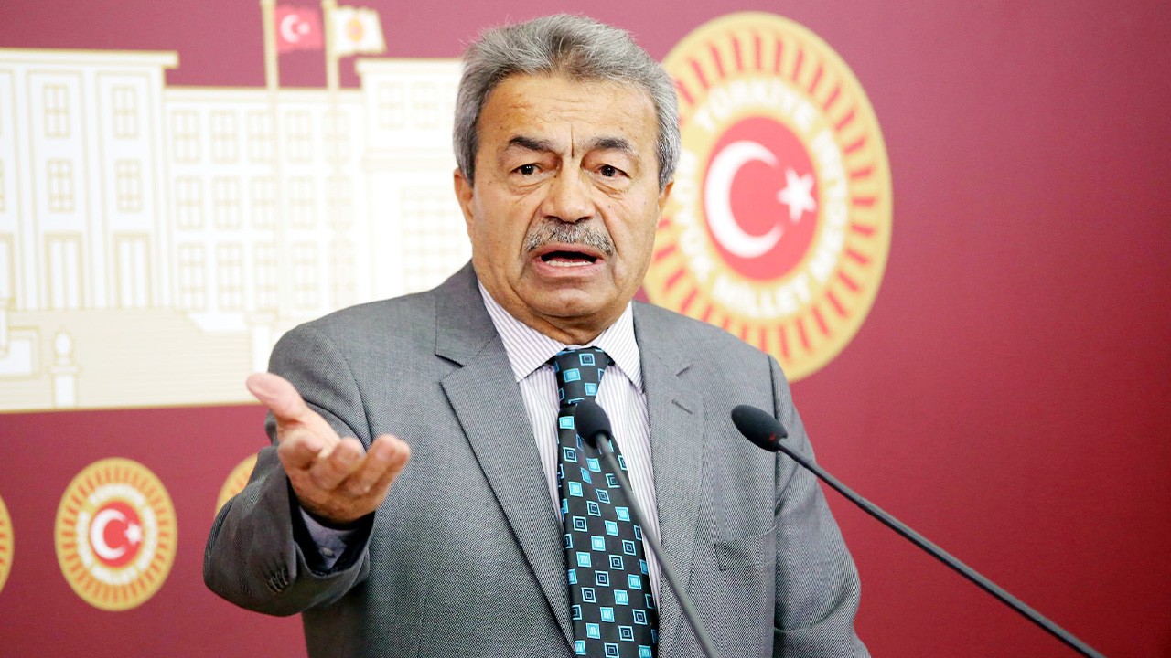 Kamer Genç Kimdir? Türk Siyasetinin Uzun Soluklu Milletvekili