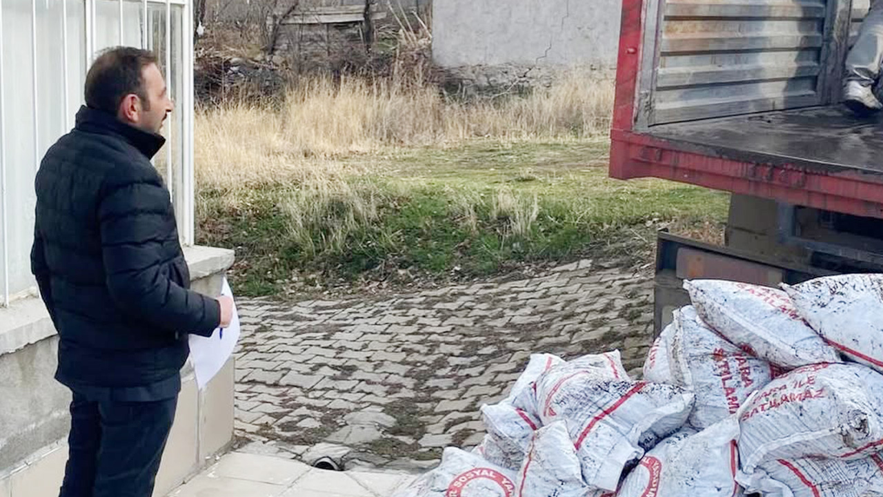 Çayıralan’da ihtiyaç sahiplerine yakacak desteği