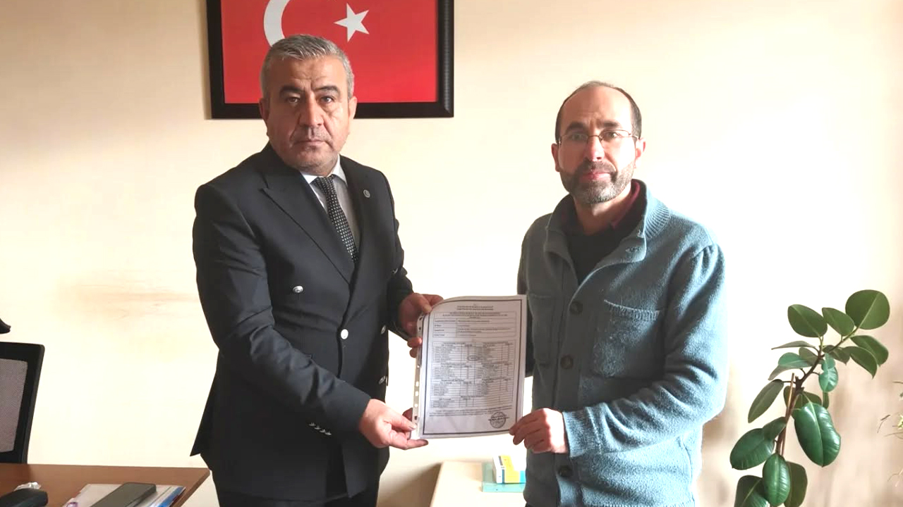 Yozgat Türk Eğitim Sen Şube Başkanı Kayabel mazbatasını aldı