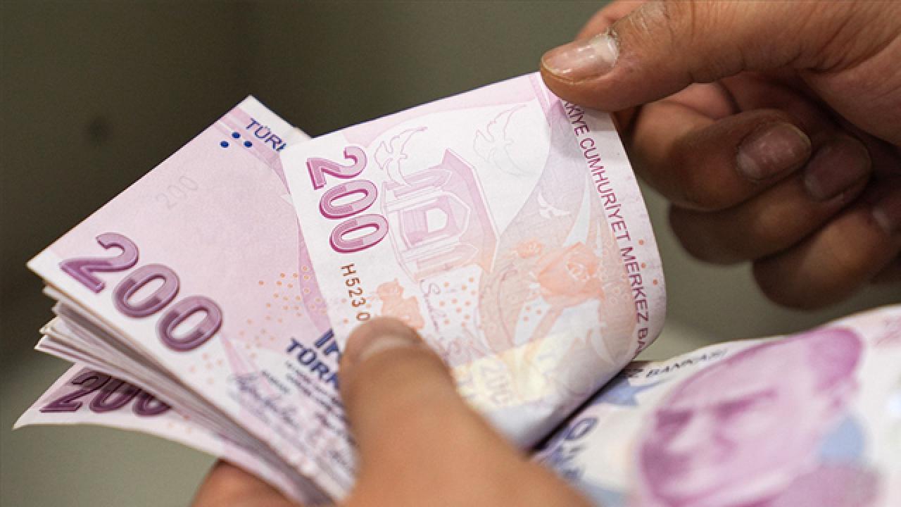 Zam Beklentisi Artıyor: Memur ve Emeklilerin Maaş Artışı 5 Ocak’ta Netleşecek