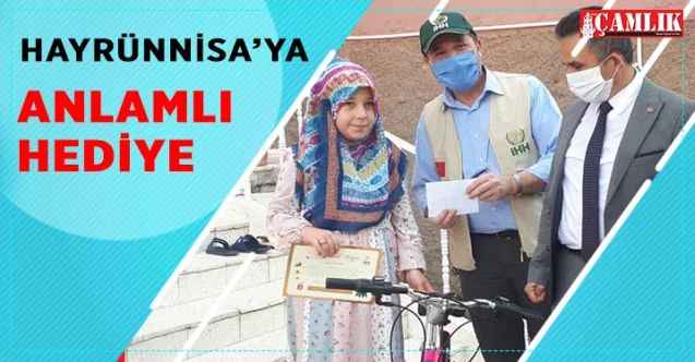 Hayrünnisa’ya anlamlı hediye