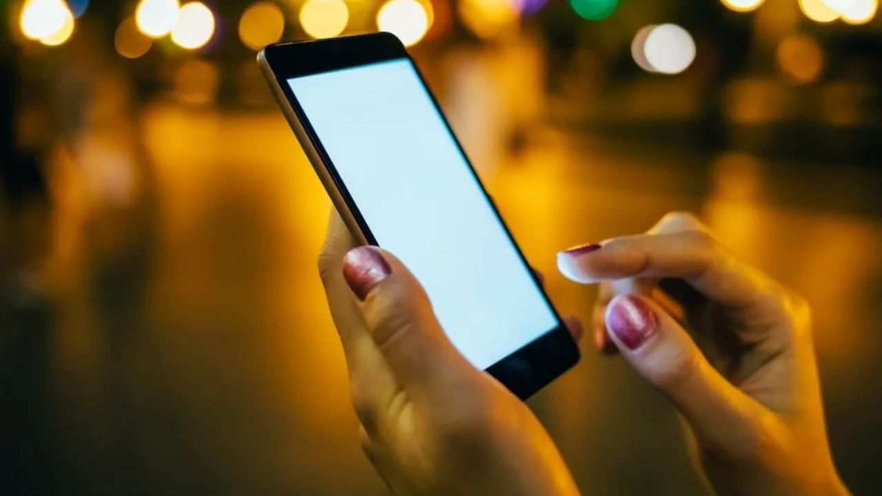 Telefon Almayı Erteleyen Pişman Olacak: 2026’da Ciddi Zam Yolda