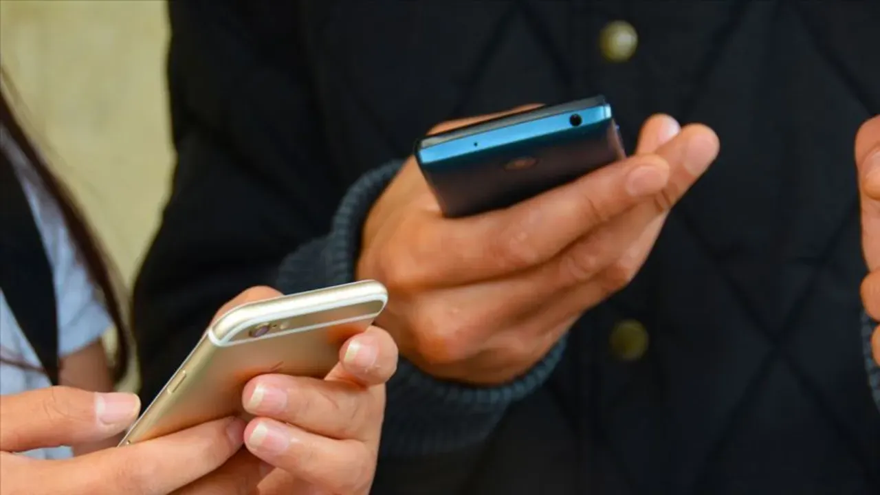 Cep Telefonu Aboneliklerinde Yeni Dönem Başlıyor