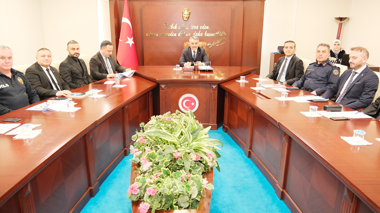 Yozgat Valisi Mehmet Ali Özkan başkanlığında Bağımlılıkla Mücadele İl Koordinasyon Kurulu Toplandı