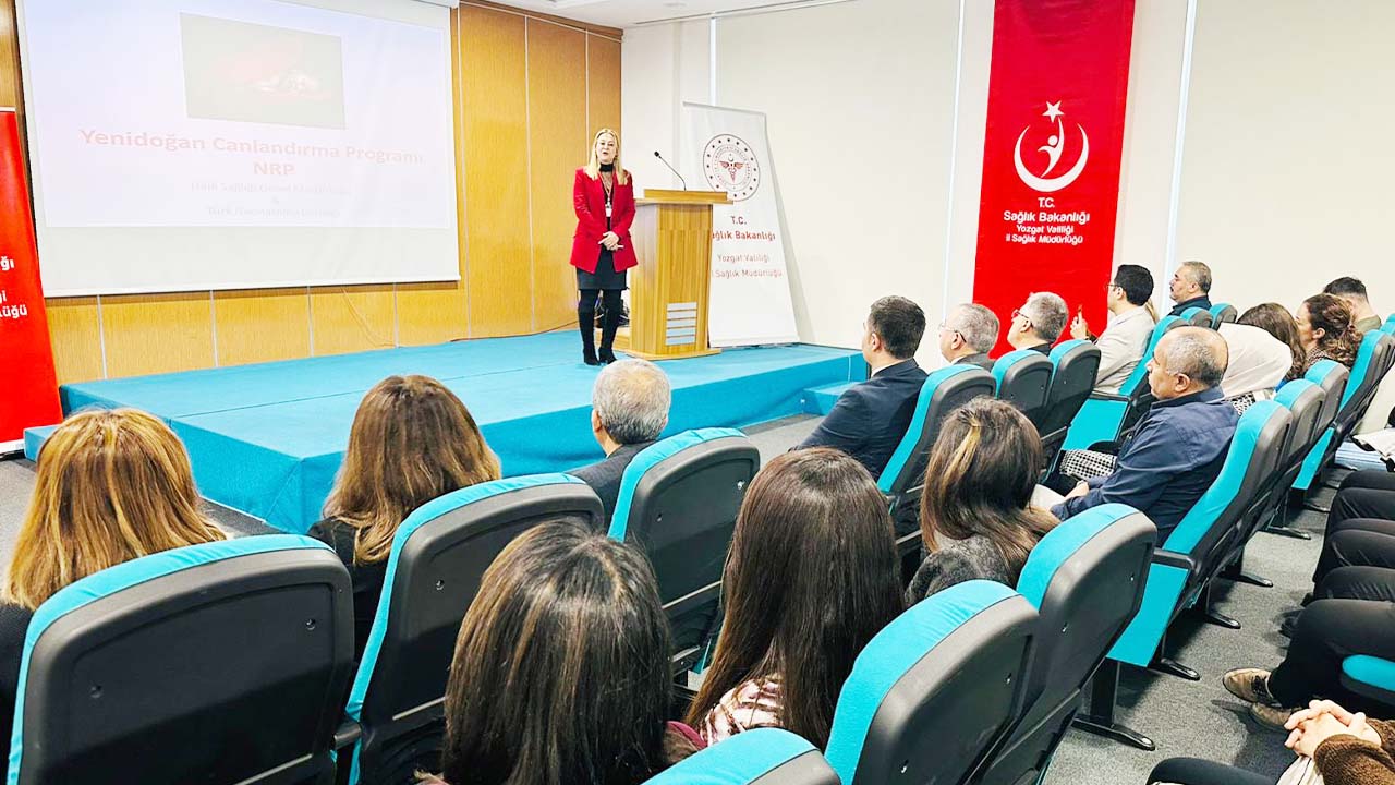 Yozgat İl Sağlık Müdürlüğü’nden Yenidoğan Canlandırma Eğitimi!