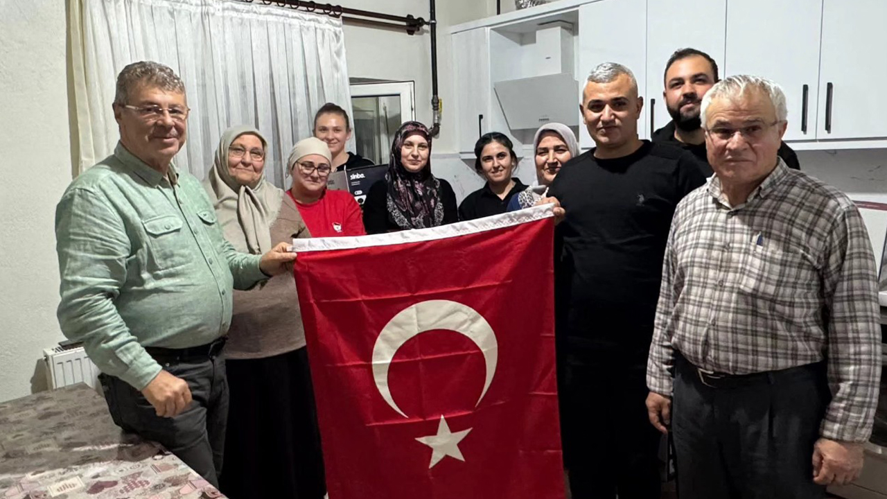 Yenifakılı’da Çiftçi Sofrasında Birlik ve Umut Konuşuldu