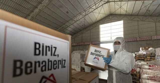 Mersin Büyükşehir Belediyesi, 70 bin gıda paketi dağıttı