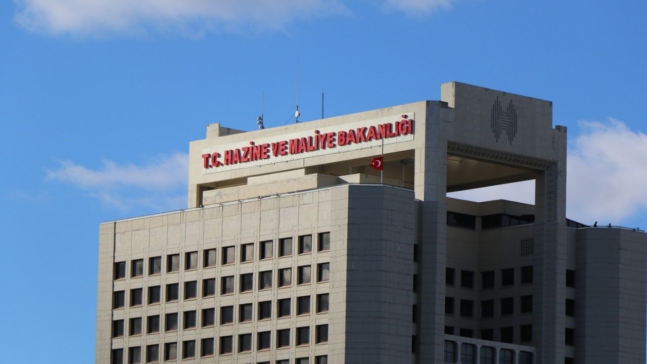 Hazine ve Maliye Bakanlığı 20 VHKİ Kadrosu İçin Görevde Yükselme Sınavı Açıyor