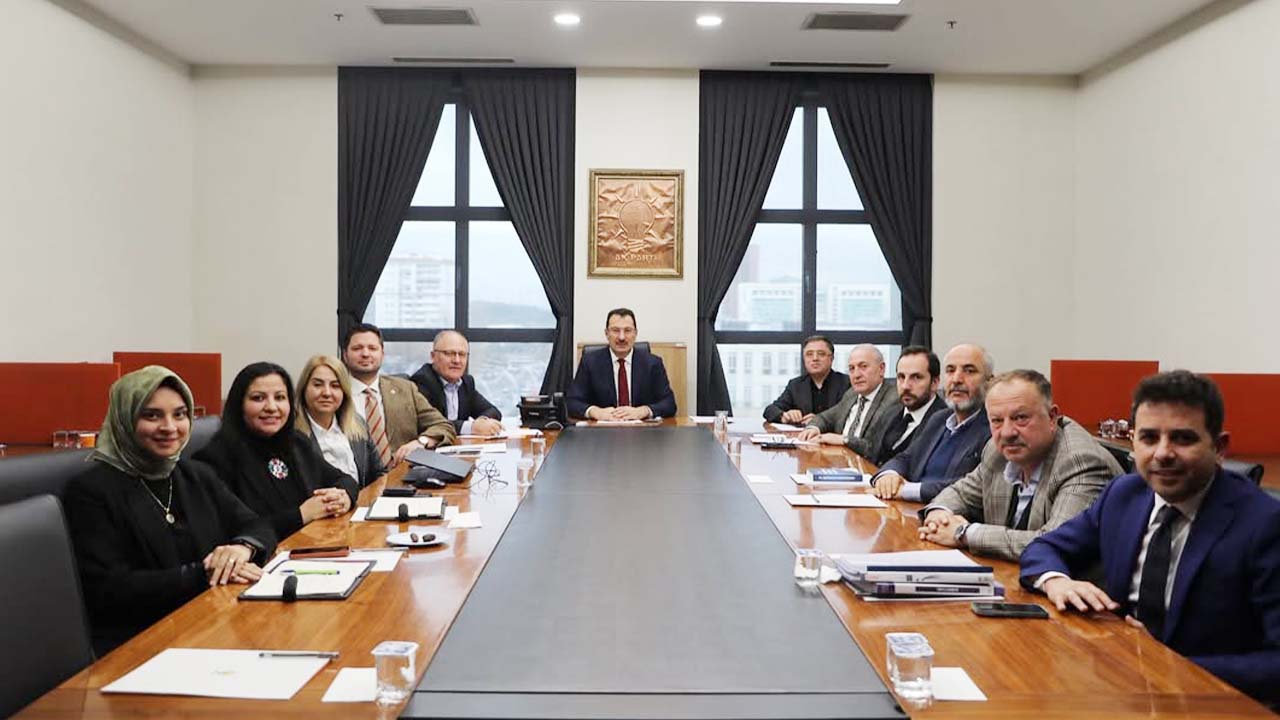 AK Parti Genel Merkezinde Kritik Toplantı: Yusuf Başer’den Mesaj Var!