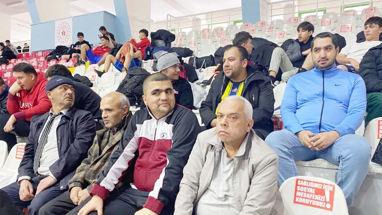 Yozgat’ta Özel Bireyler Güreş Heyecanına Ortak Oldu