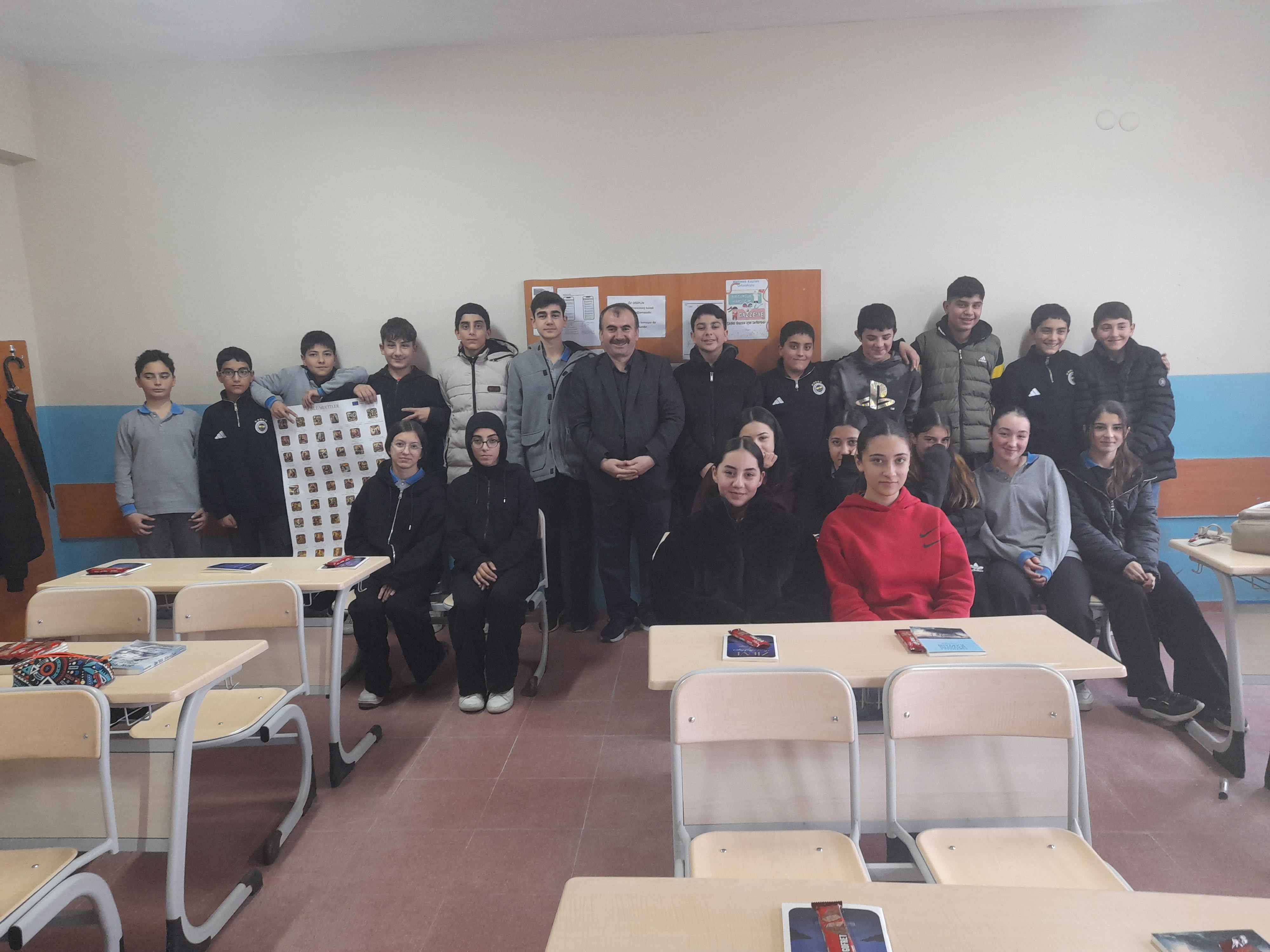 Akdağmadeni’nde Öğrencilere İlham Veren Bilim ve Kariyer Söyleşileri