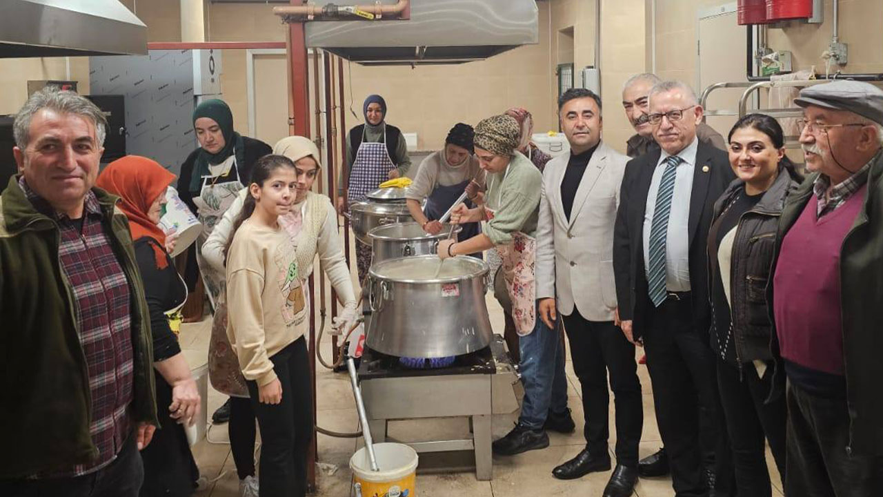 Yozgatlılar Muğla’da Hasreti Aynı Kazanda Kaynattı