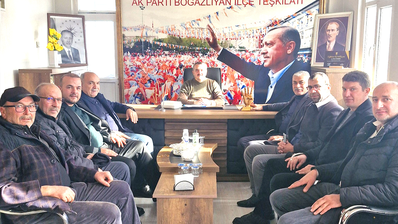 AK Parti Boğazlıyan İlçe Başkanlığı’nda Belediye Başkanları Buluştu
