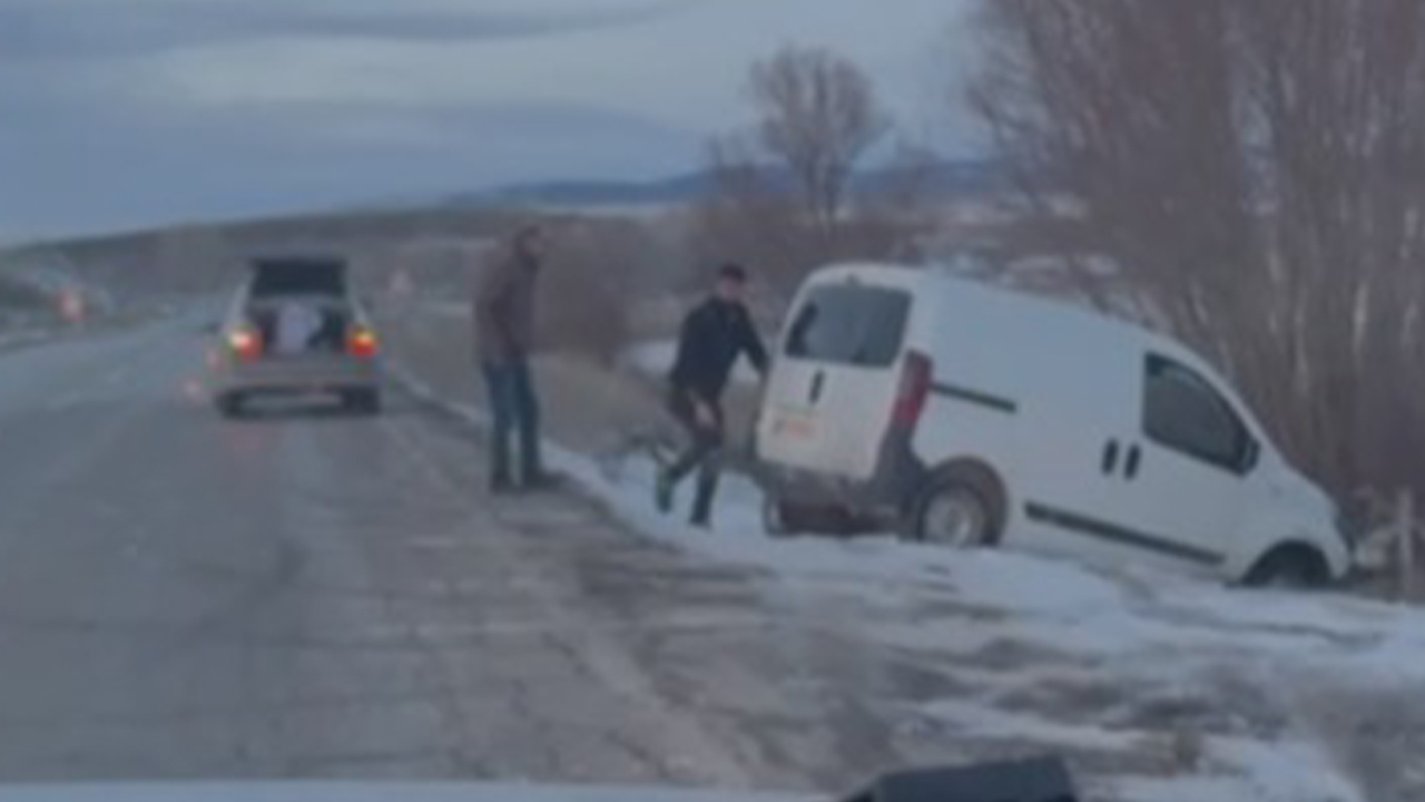 Yozgat-Kayseri Kara Yolunda Kaza Alarmı: Tek Şerit Yol Tehlike Saçıyor