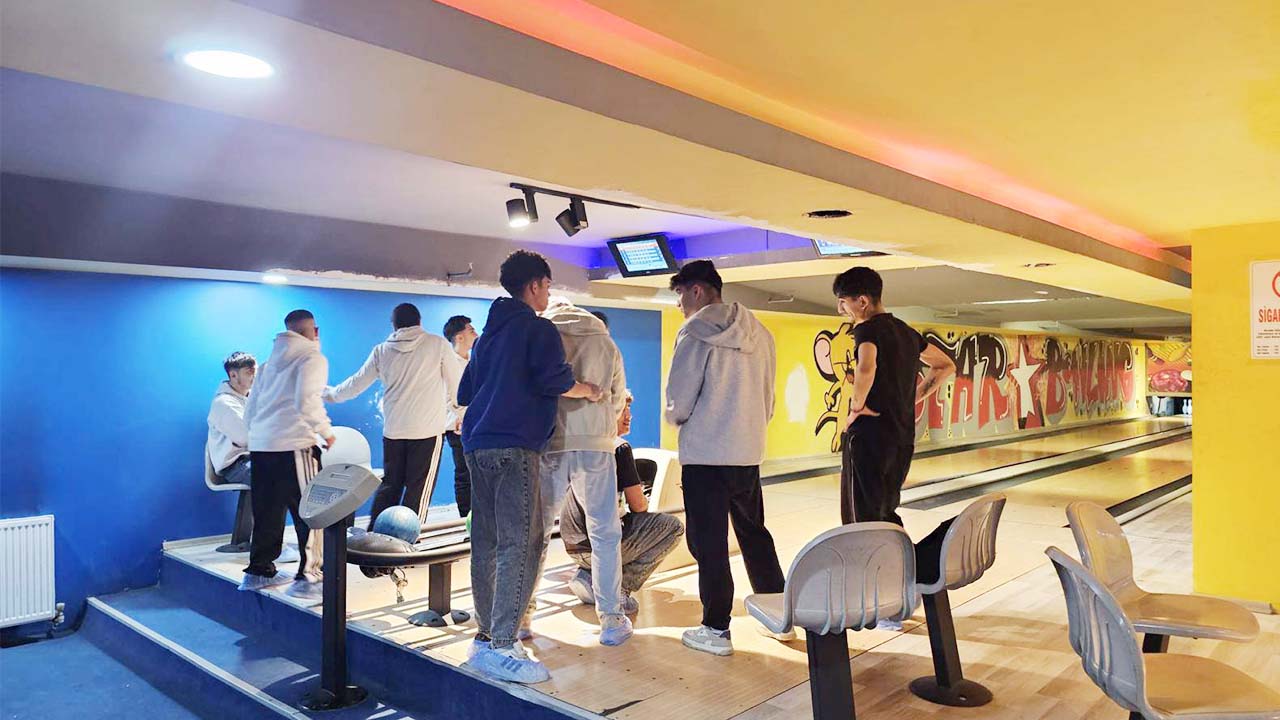 Yozgat’ta Çocuklar Bowlingle Hem Eğlendi Hem Sosyal Beceri Kazandı