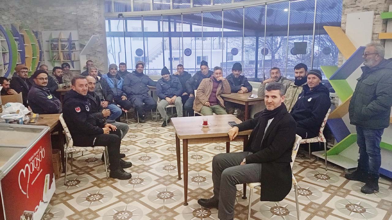 Çandır’da Ekip Ruhu Öne Çıktı: Başkan Eroğlu Personelle Buluştu