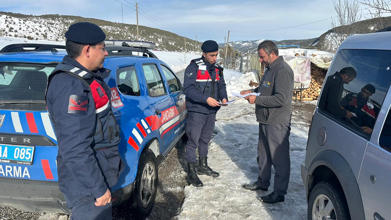 Akdağmadeni’nde Jandarmadan Dolandırıcılık Uyarısı